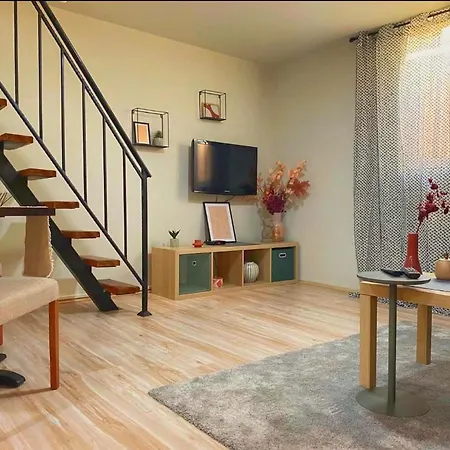 Family Apartment *